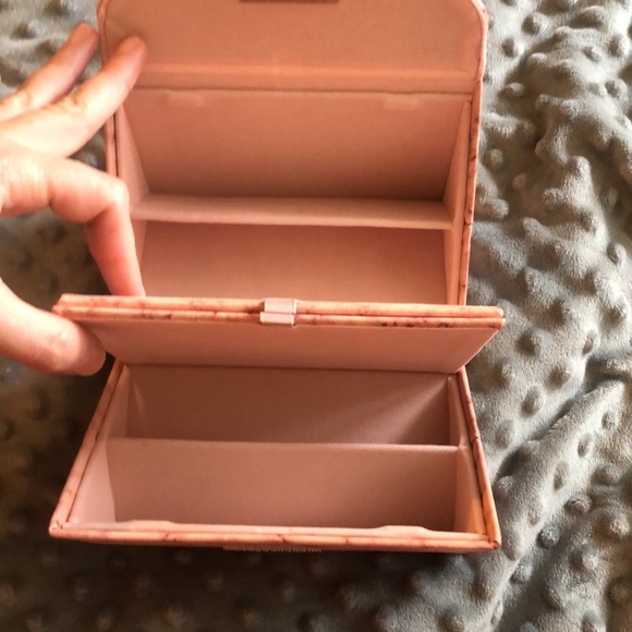 Glasses case - Picture 5 of 5